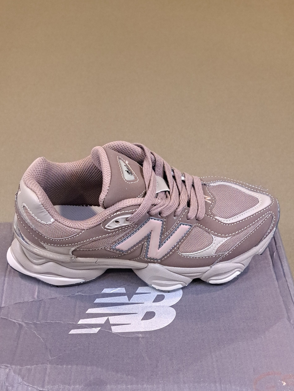 New Balance 9060 Sneakers - Color: CORTADO with DOCKSIDE - Size: Women 7D